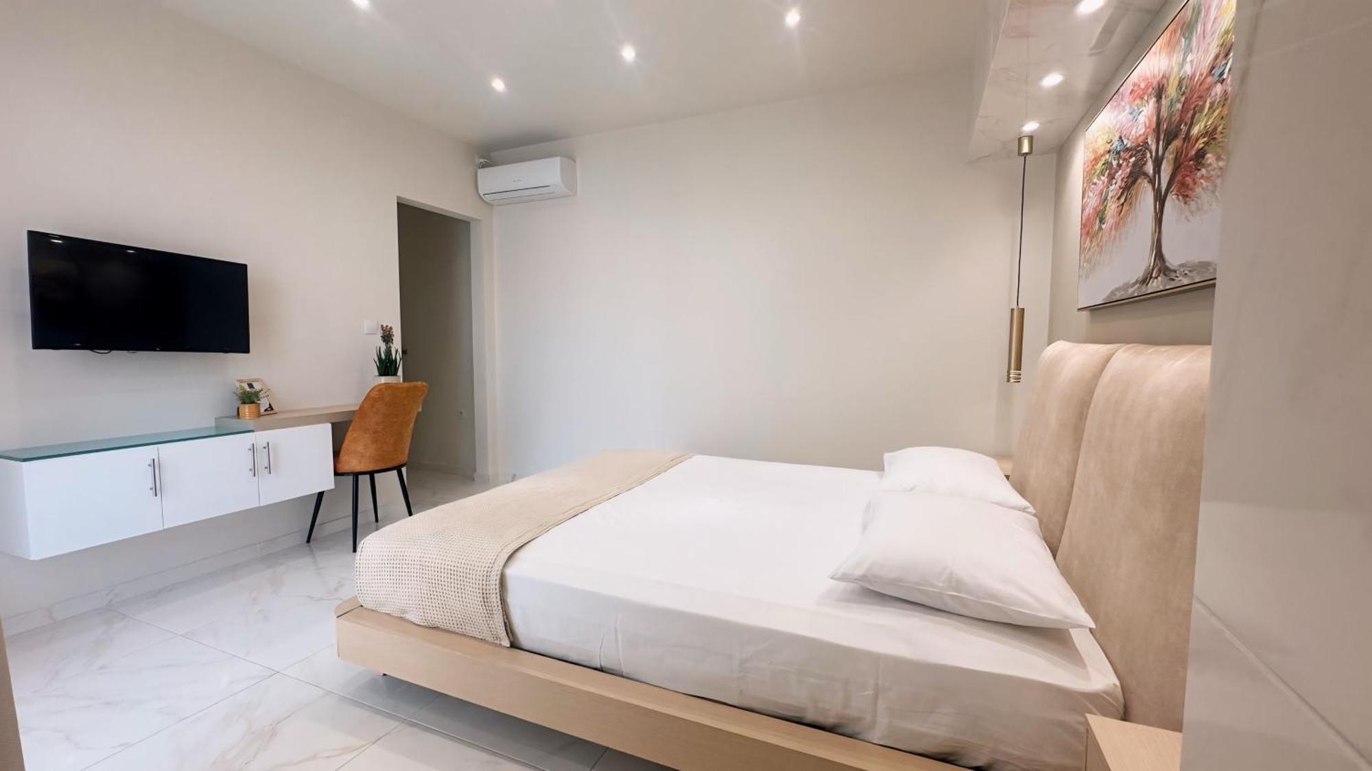 La Perla Apartments カラマタ エクステリア 写真