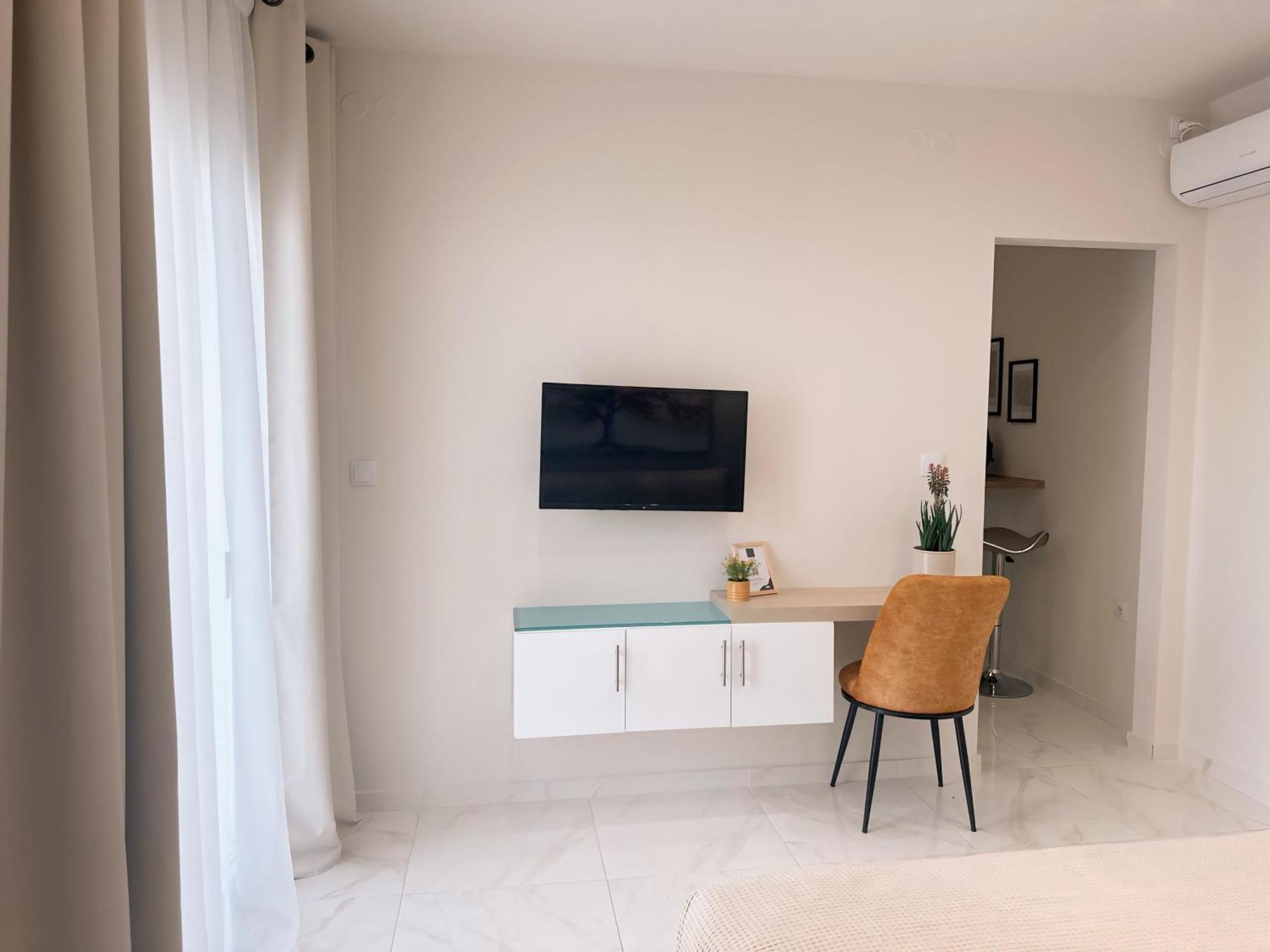 La Perla Apartments カラマタ エクステリア 写真