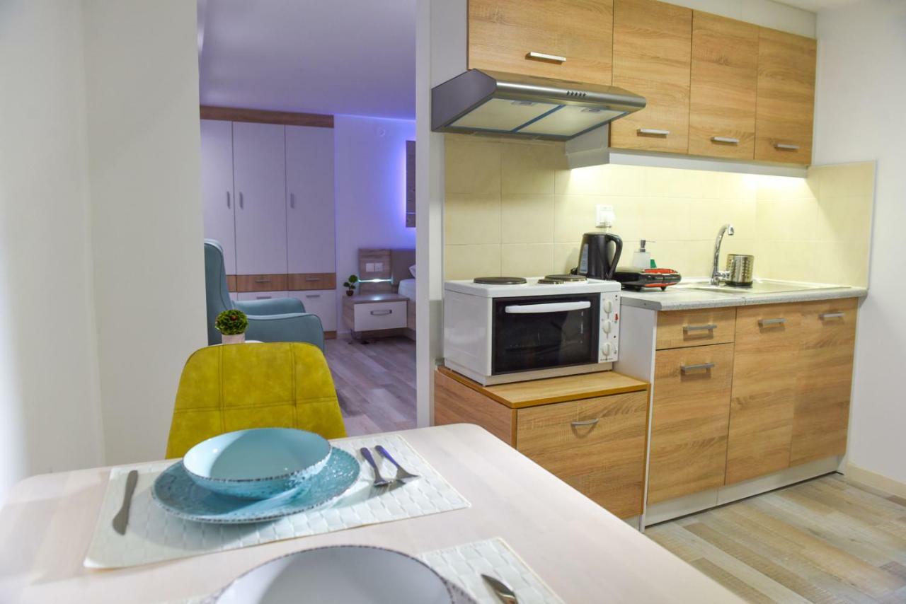 La Perla Apartments カラマタ エクステリア 写真